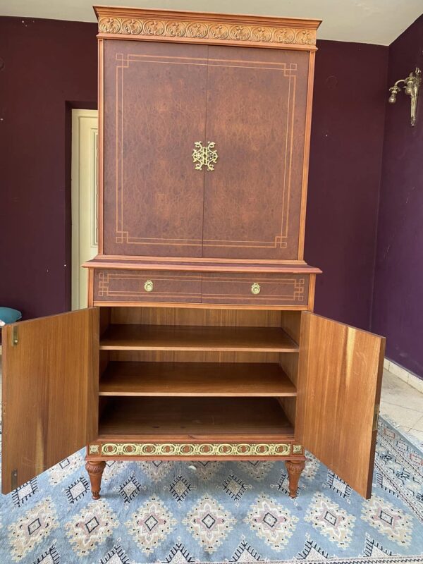 Bar–biblioteca–bahiut estilo Imperio