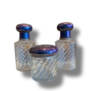 Juego de tocador en cristal de baccarat torzado